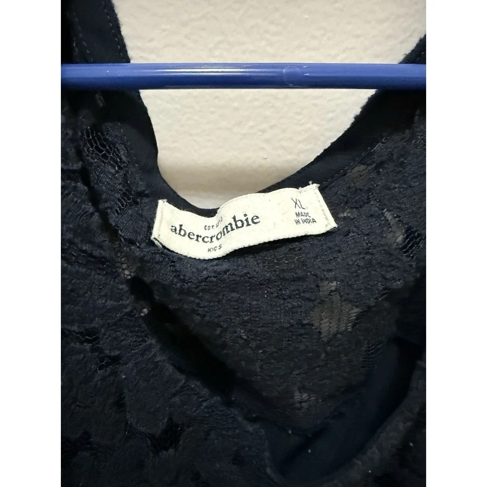 Abercrombie Kids XL Top Bundle (3) – Black‎ Studded, Blue Lace, White Floral Lot